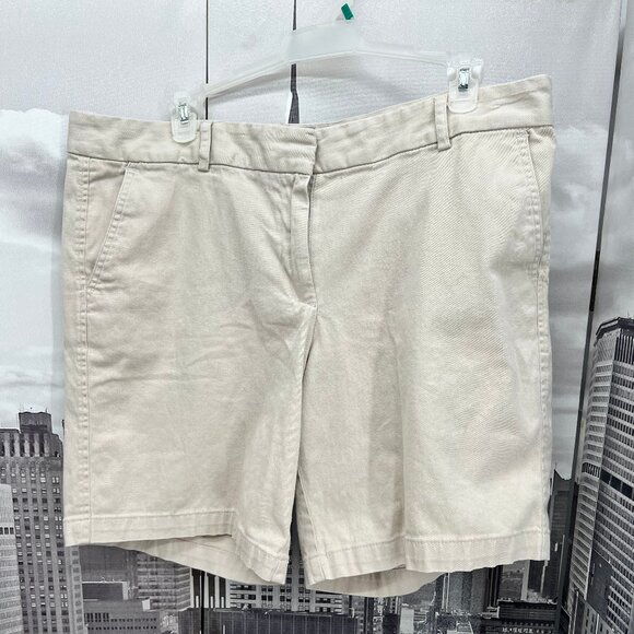 Land'N Sea Tan Shorts - Picture 1 of 4